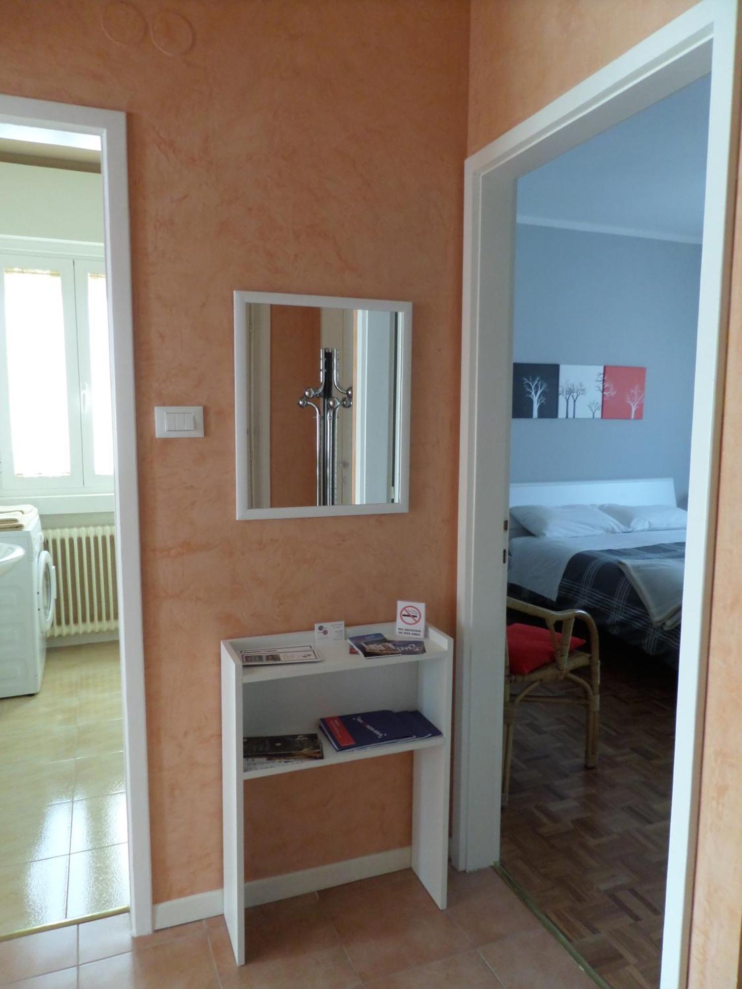Appartement Le Rose à Trieste Extérieur photo