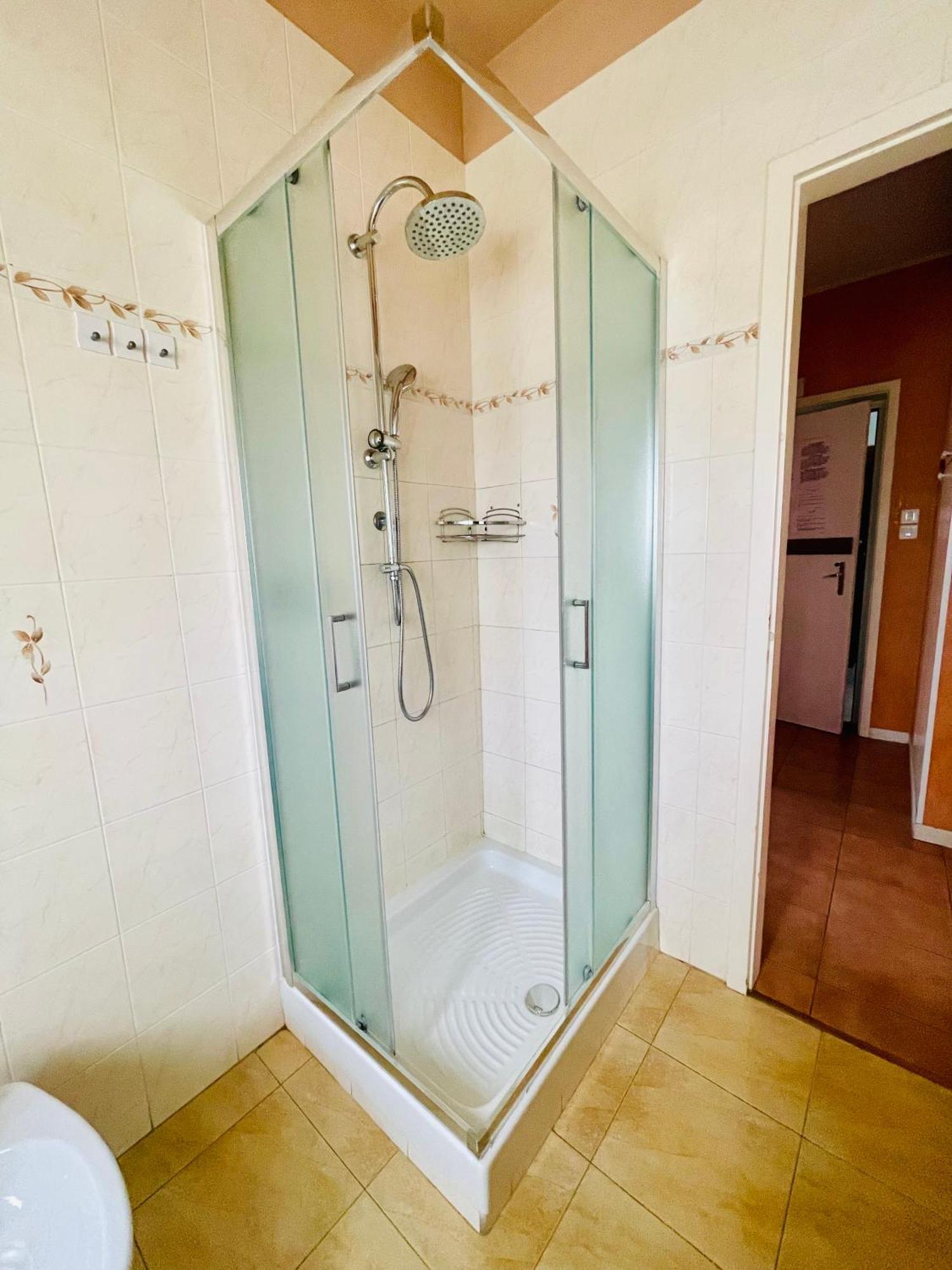 Appartement Le Rose à Trieste Extérieur photo