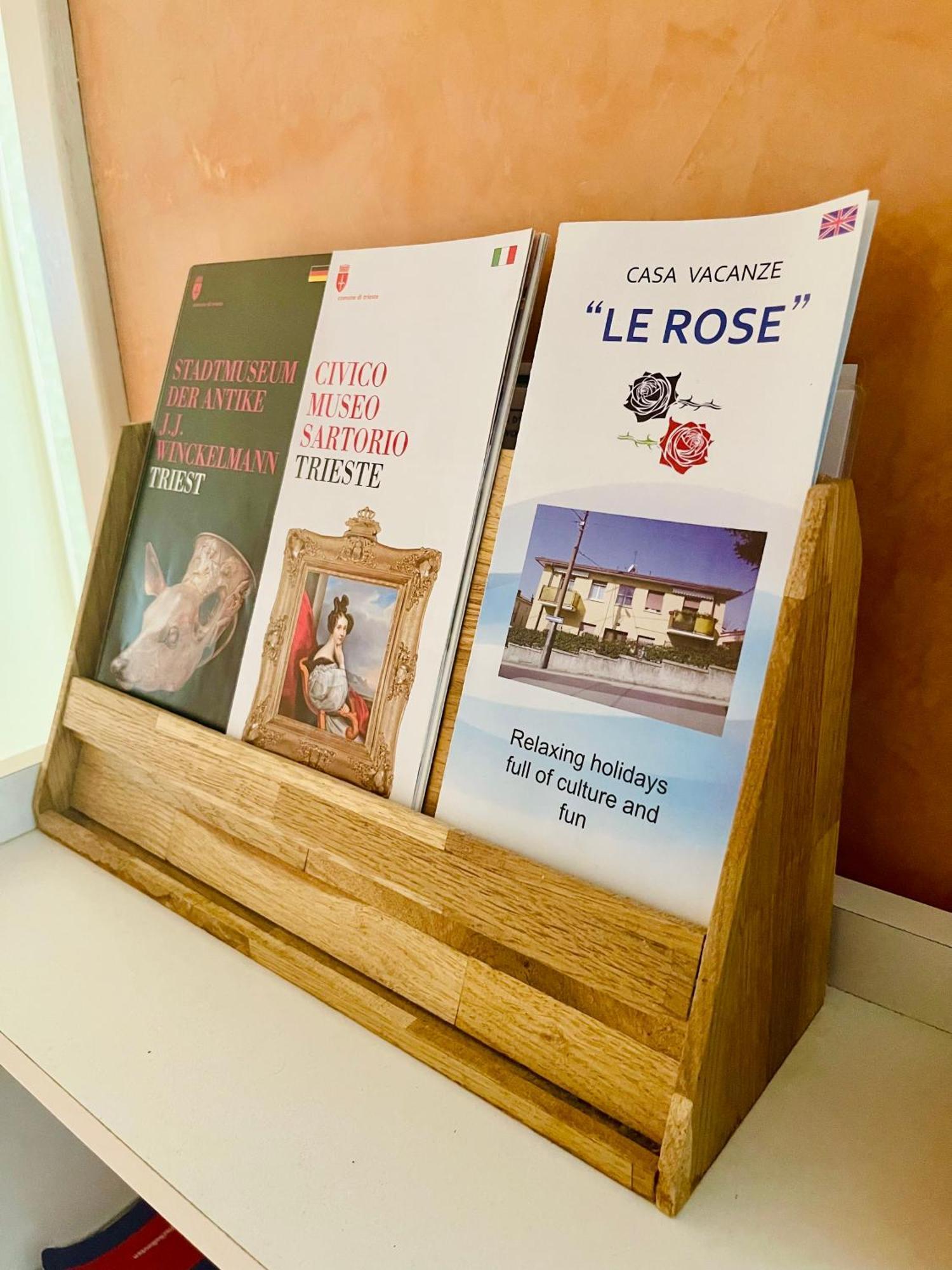 Appartement Le Rose à Trieste Extérieur photo