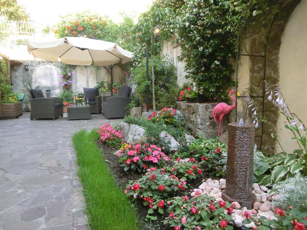 Appartement Le Rose à Trieste Extérieur photo